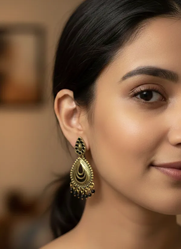 Antique_Gold_Aura_Antique_Teardrop_Jhumkas_Earrings_For_Women